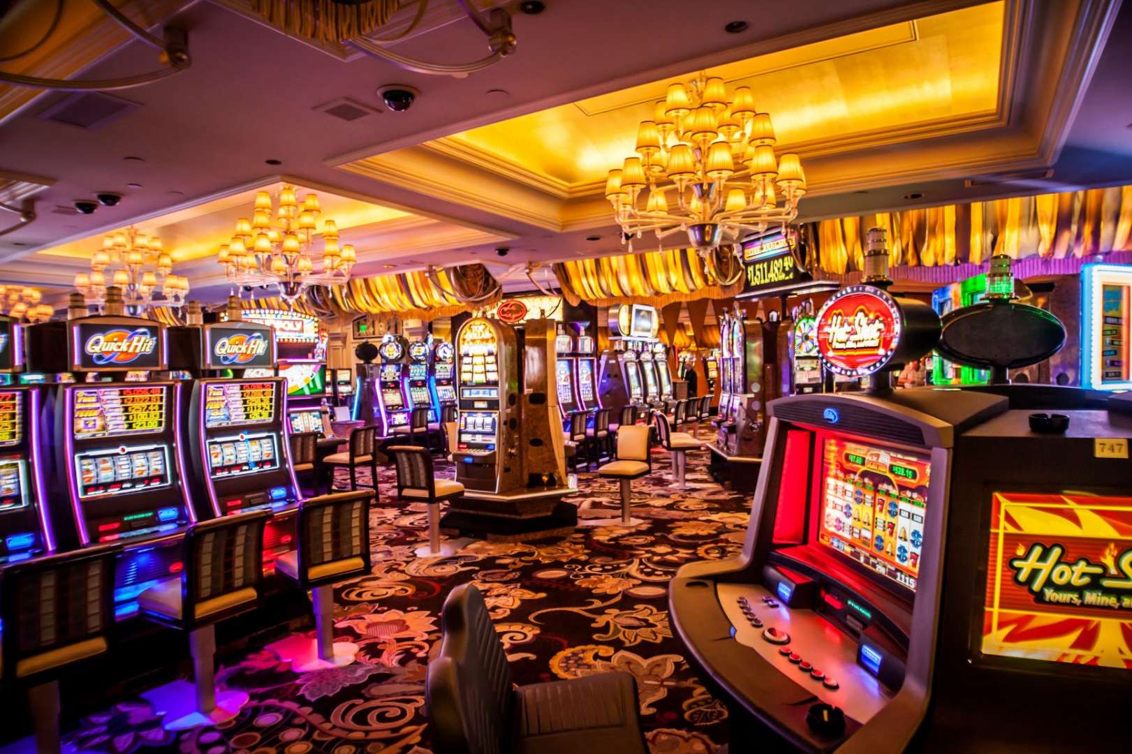 Canlı Casino Stratejileri: Kazanma Yolunuzu Bulun